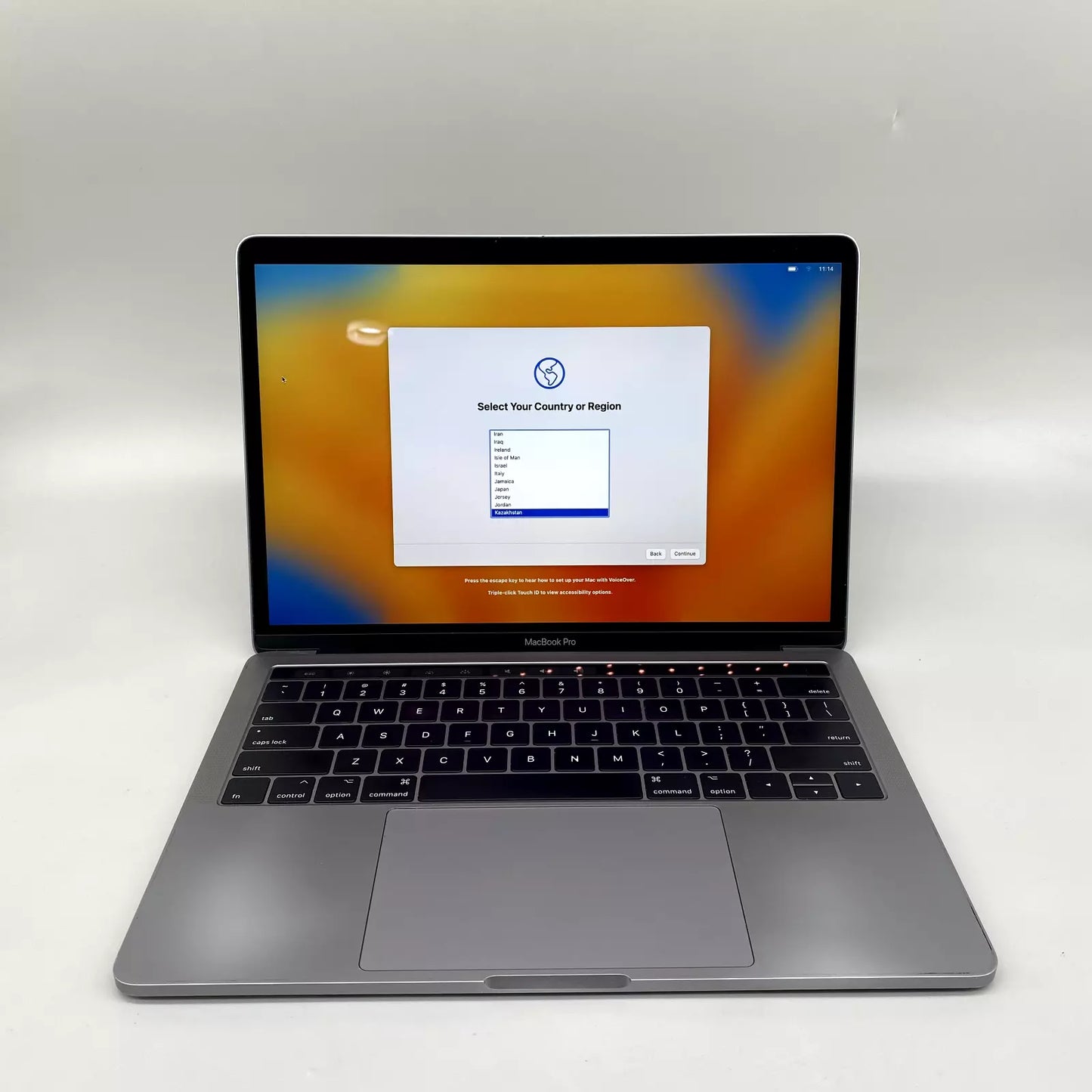 MacBook Pro 2017 13” | Intel Core i5 | 8GB RAM | 250GB SSD | Retina Display