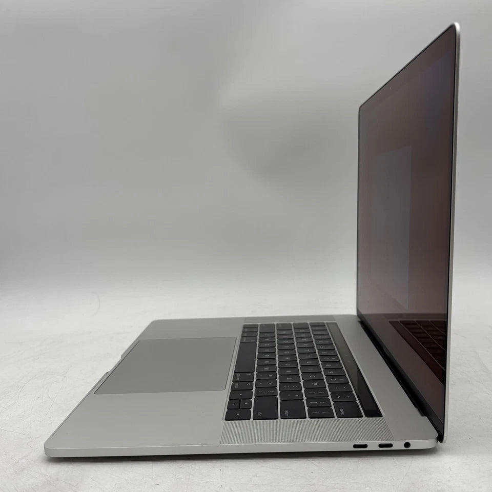 MacBook Pro 2017 15” | Intel Core i5 | 16GB RAM | 500GB SSD | Retina Display | High Performance