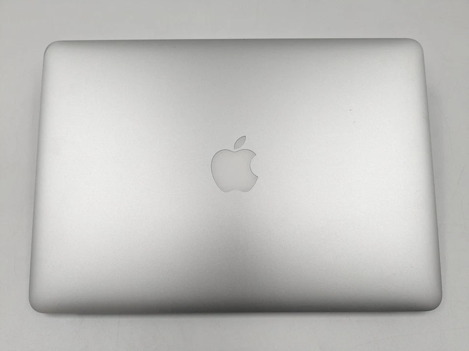 MacBook Air 2017 13.3” | Intel Core i5 | 8GB RAM | 120GB SSD | Fast & Lightweight